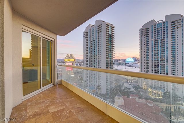 2777 Paradise Road 2001, Las Vegas, NV 89109