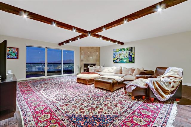 2777 Paradise Road 2001, Las Vegas, NV 89109