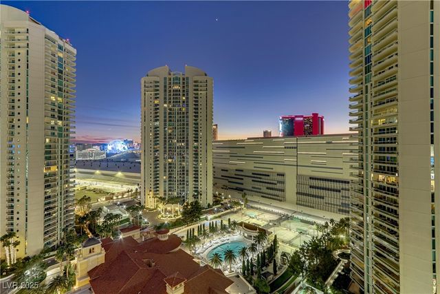 2777 Paradise Road 2001, Las Vegas, NV 89109