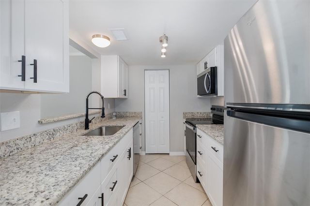 464 N PAULA DRIVE 106, Dunedin, FL 34698