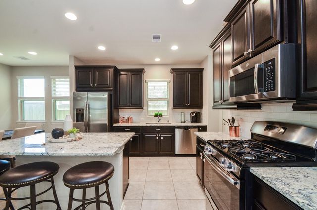 1627 Summer City Drive, Houston, TX 77047