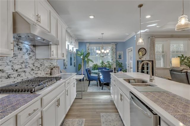 140 Amherst Way, Fayetteville, GA 30215