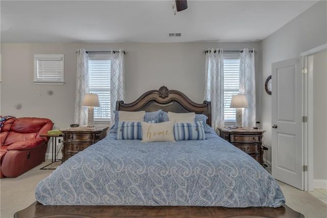 140 Amherst Way, Fayetteville, GA 30215