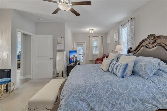 140 Amherst Way, Fayetteville, GA 30215