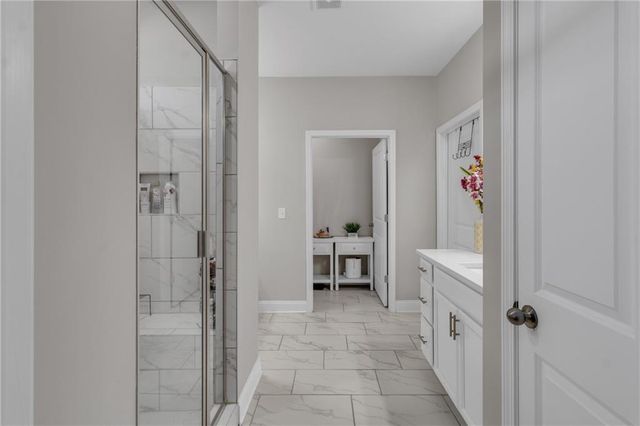 140 Amherst Way, Fayetteville, GA 30215