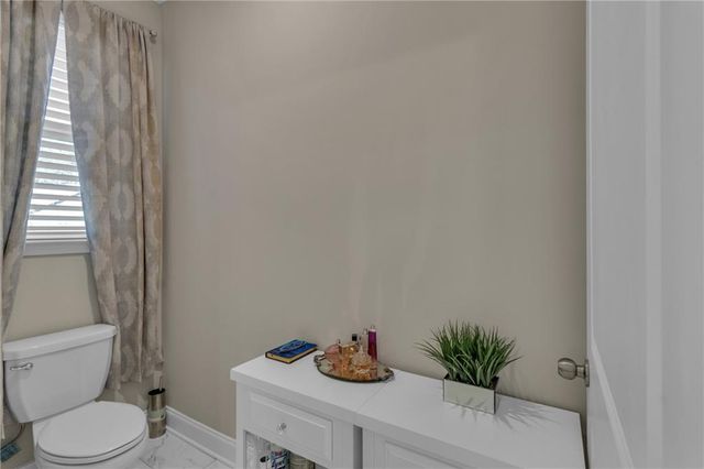 140 Amherst Way, Fayetteville, GA 30215