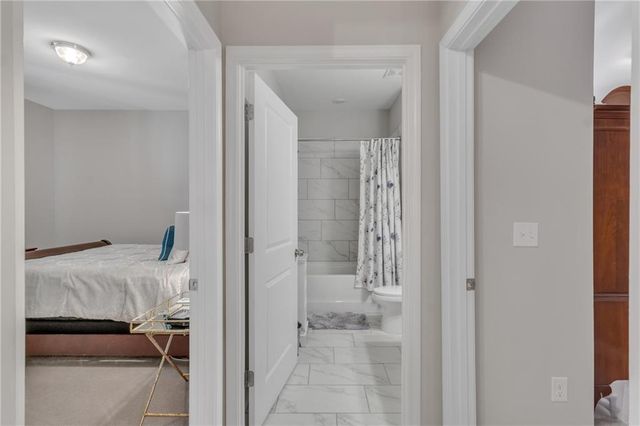 140 Amherst Way, Fayetteville, GA 30215