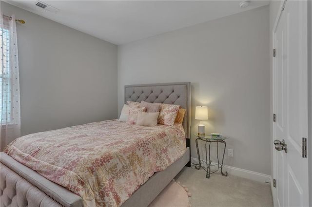 140 Amherst Way, Fayetteville, GA 30215