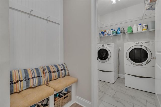 140 Amherst Way, Fayetteville, GA 30215