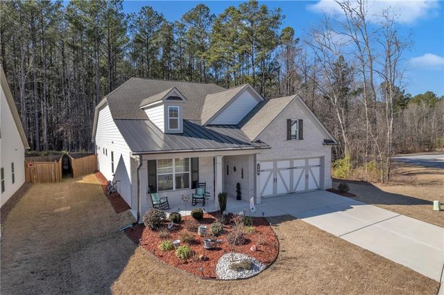 140 Amherst Way, Fayetteville, GA 30215