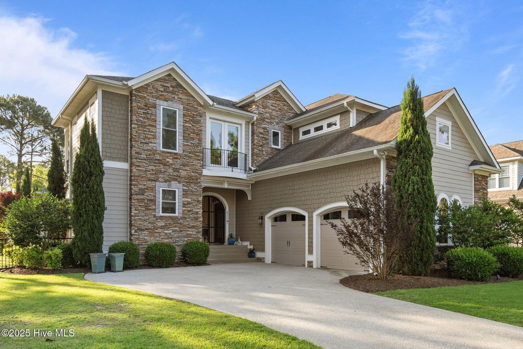 4111 Wyndmere Drive, Southport, NC 28461