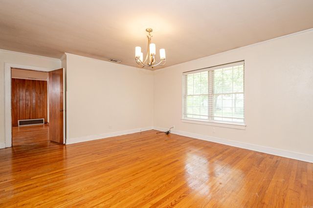 1108 N 2nd Street, Mcgehee, AR 71654