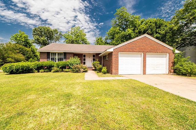 1108 N 2nd Street, Mcgehee, AR 71654