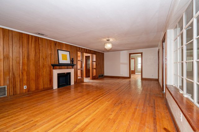 1108 N 2nd Street, Mcgehee, AR 71654