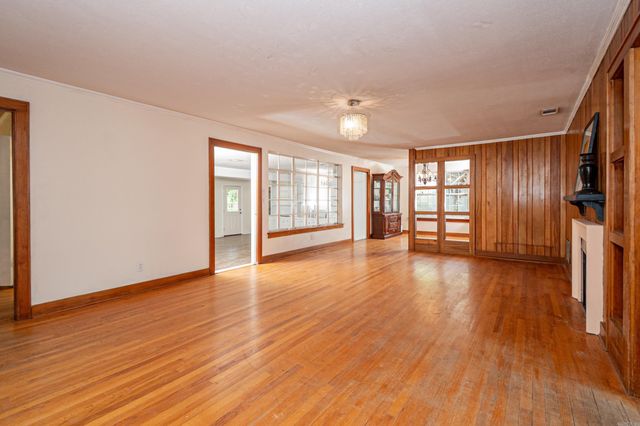 1108 N 2nd Street, Mcgehee, AR 71654