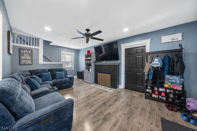 331 Thompson Avenue, Roselle Boro, NJ 07203