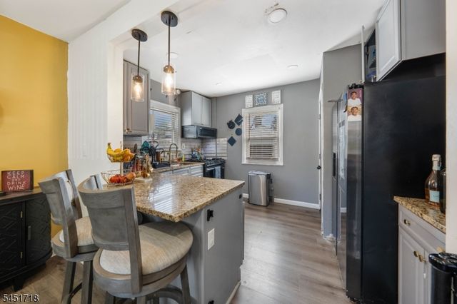 331 Thompson Avenue, Roselle Boro, NJ 07203