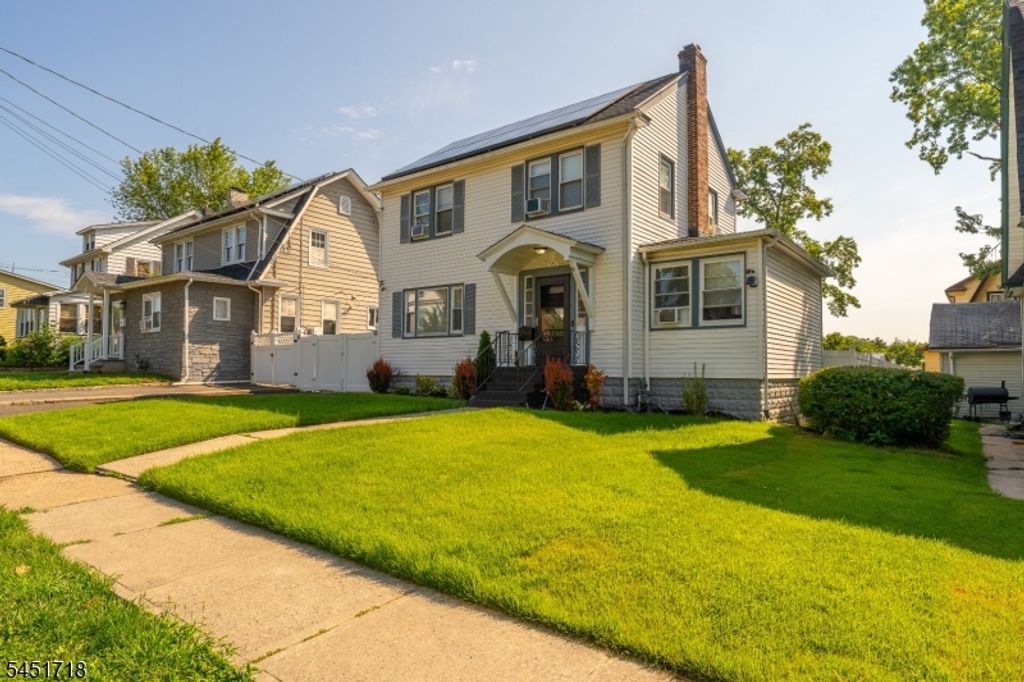 331 Thompson Avenue, Roselle Boro, NJ 07203