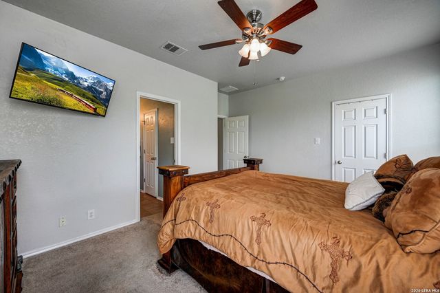 720 Hollow Ridge, Schertz, TX 78154