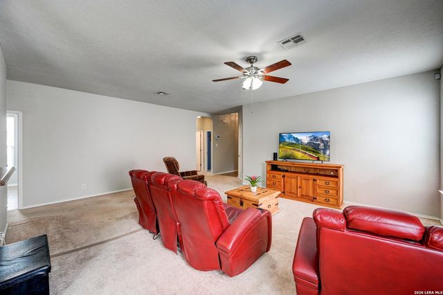 720 Hollow Ridge, Schertz, TX 78154