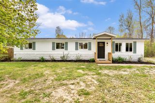 5684 142nd Avenue, Holland, MI 49423