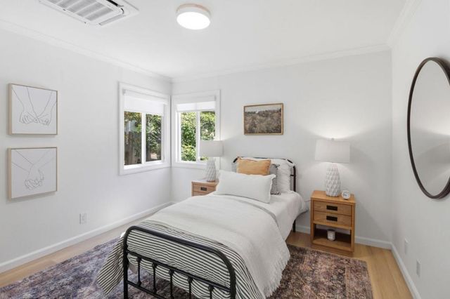 950 Hudson Street, Redwood City, CA 94061