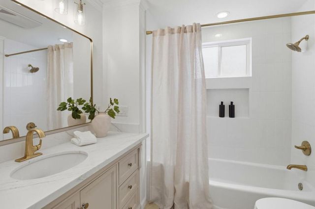950 Hudson Street, Redwood City, CA 94061