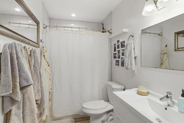 950 Hudson Street, Redwood City, CA 94061