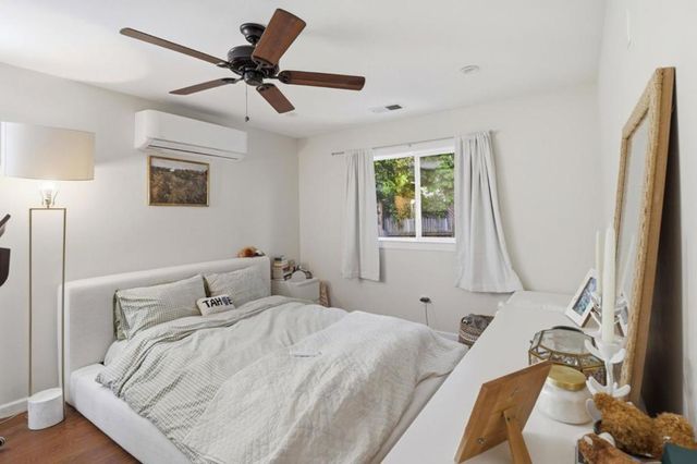 950 Hudson Street, Redwood City, CA 94061