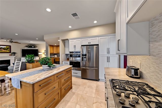 1608 Taylor Woodrow Drive, Las Vegas, NV 89117