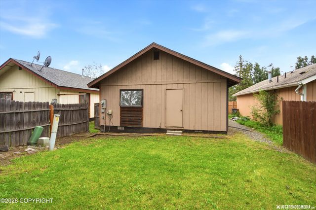 7721 Regal Mountain Drive, Anchorage, AK 99504