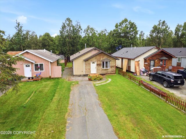 7721 Regal Mountain Drive, Anchorage, AK 99504
