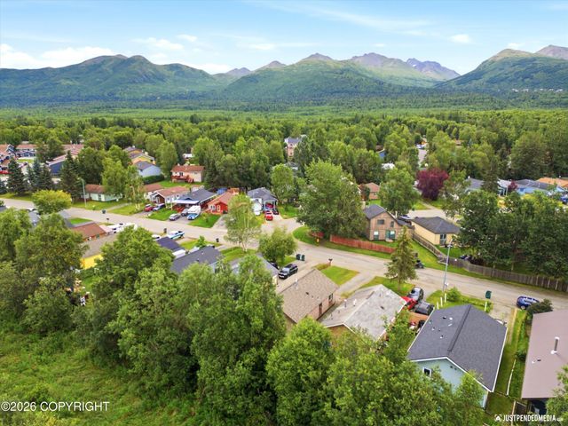 7721 Regal Mountain Drive, Anchorage, AK 99504