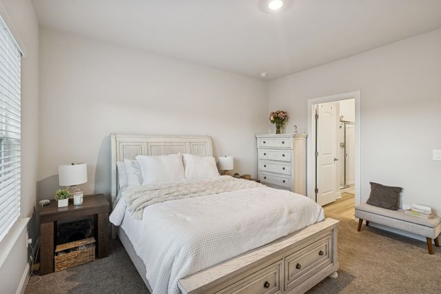 329 Almont Dr, Smyrna, TN 37167