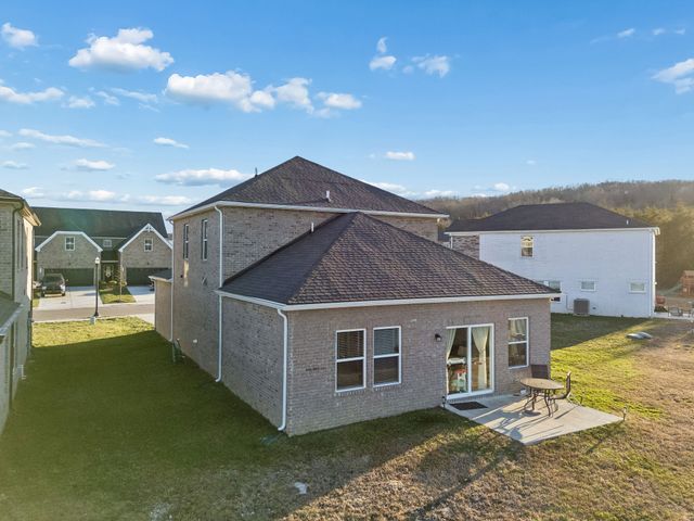 329 Almont Dr, Smyrna, TN 37167