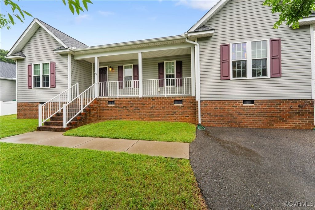6156 Morning Breeze Dr, Mechanicsville, VA 23111
