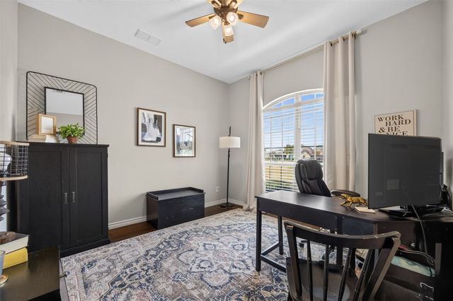 225 Diamond Rose Drive, Burleson, TX 76028