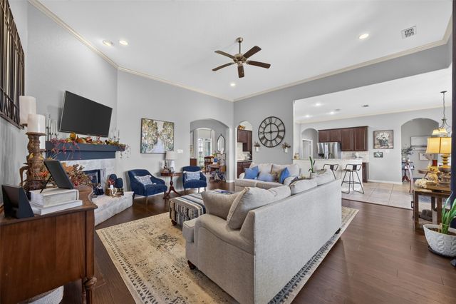 225 Diamond Rose Drive, Burleson, TX 76028