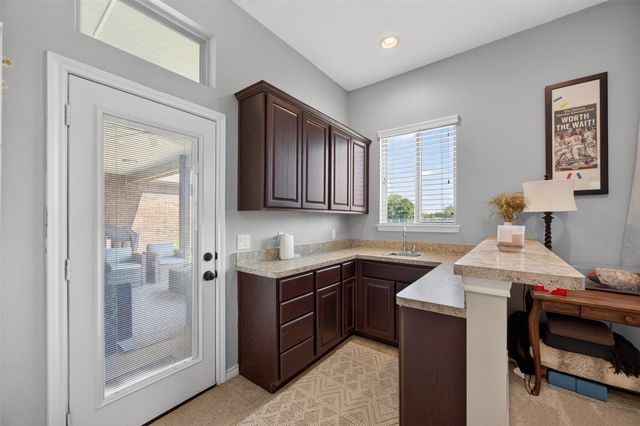 225 Diamond Rose Drive, Burleson, TX 76028