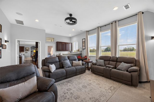 225 Diamond Rose Drive, Burleson, TX 76028