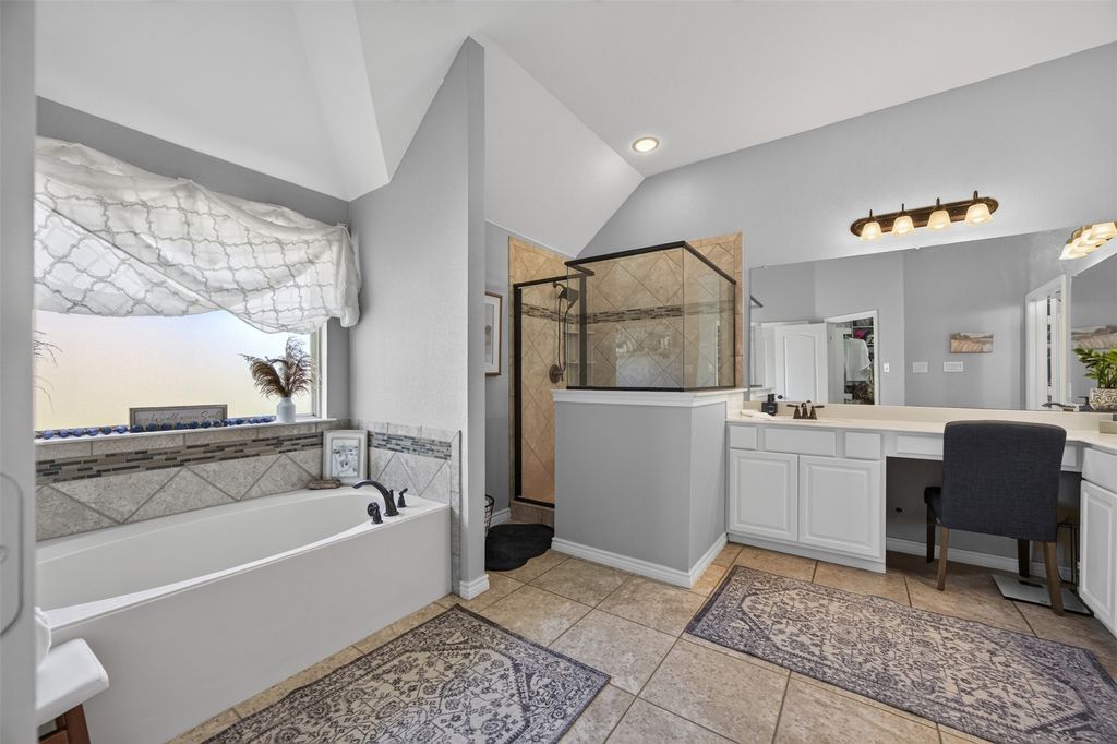 225 Diamond Rose Drive, Burleson, TX 76028 — photo 5