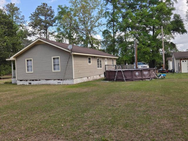 104 Jason Lane, Round O, SC 29474