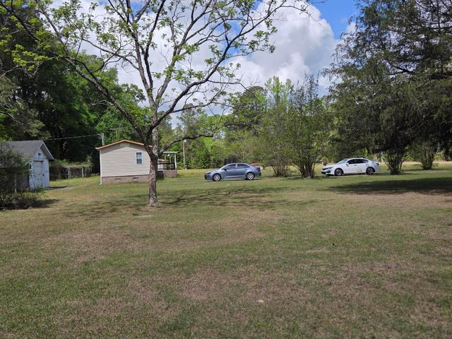 104 Jason Lane, Round O, SC 29474