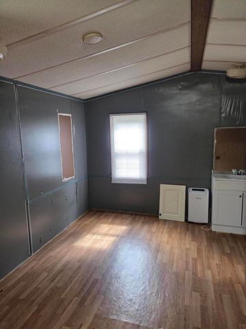 104 Jason Lane, Round O, SC 29474