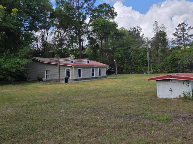 104 Jason Lane, Round O, SC 29474