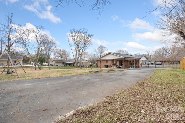 831 Rubens Road SW, Concord, NC 28027