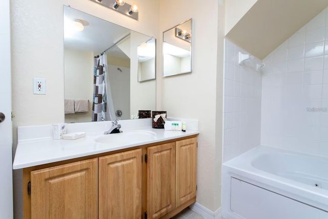 4011 VENETIAN BAY DRIVE 106, Kissimmee, FL 34741