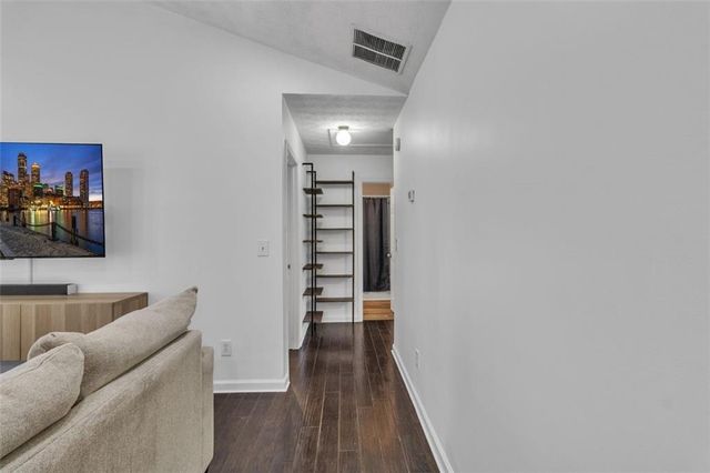 7020 Greenridge Drive, Loganville, GA 30052