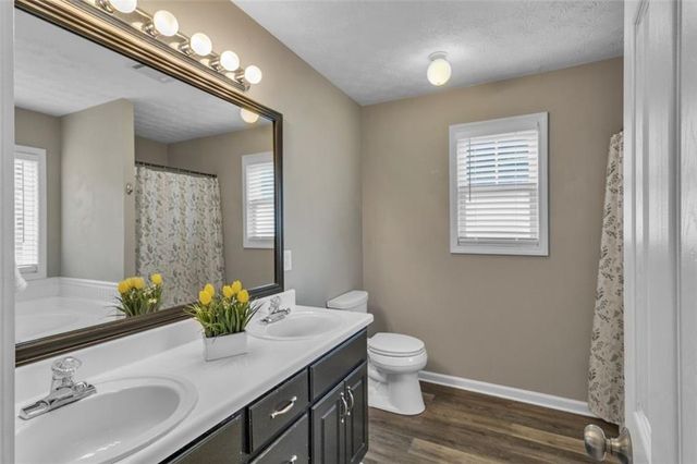 7020 Greenridge Drive, Loganville, GA 30052