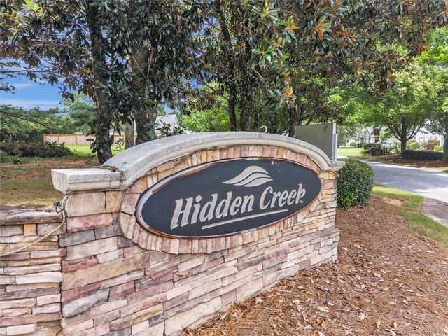 7020 Greenridge Drive, Loganville, GA 30052